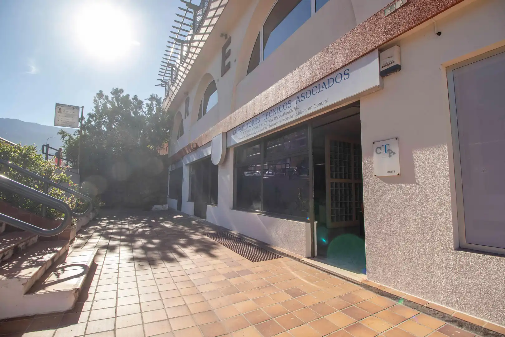 Vista exterior de Local en venda en Puerto de la Cruz