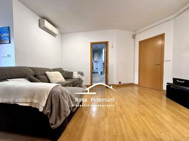 House with balcony for sale in Carrer Afora