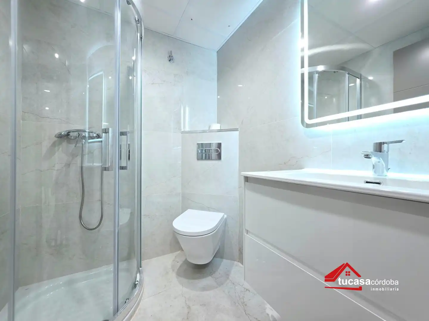 Bany de Oficina en venda en Córdoba amb Aire condicionat