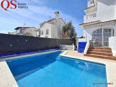 Casa con balcón en venta en Cunit Residencial