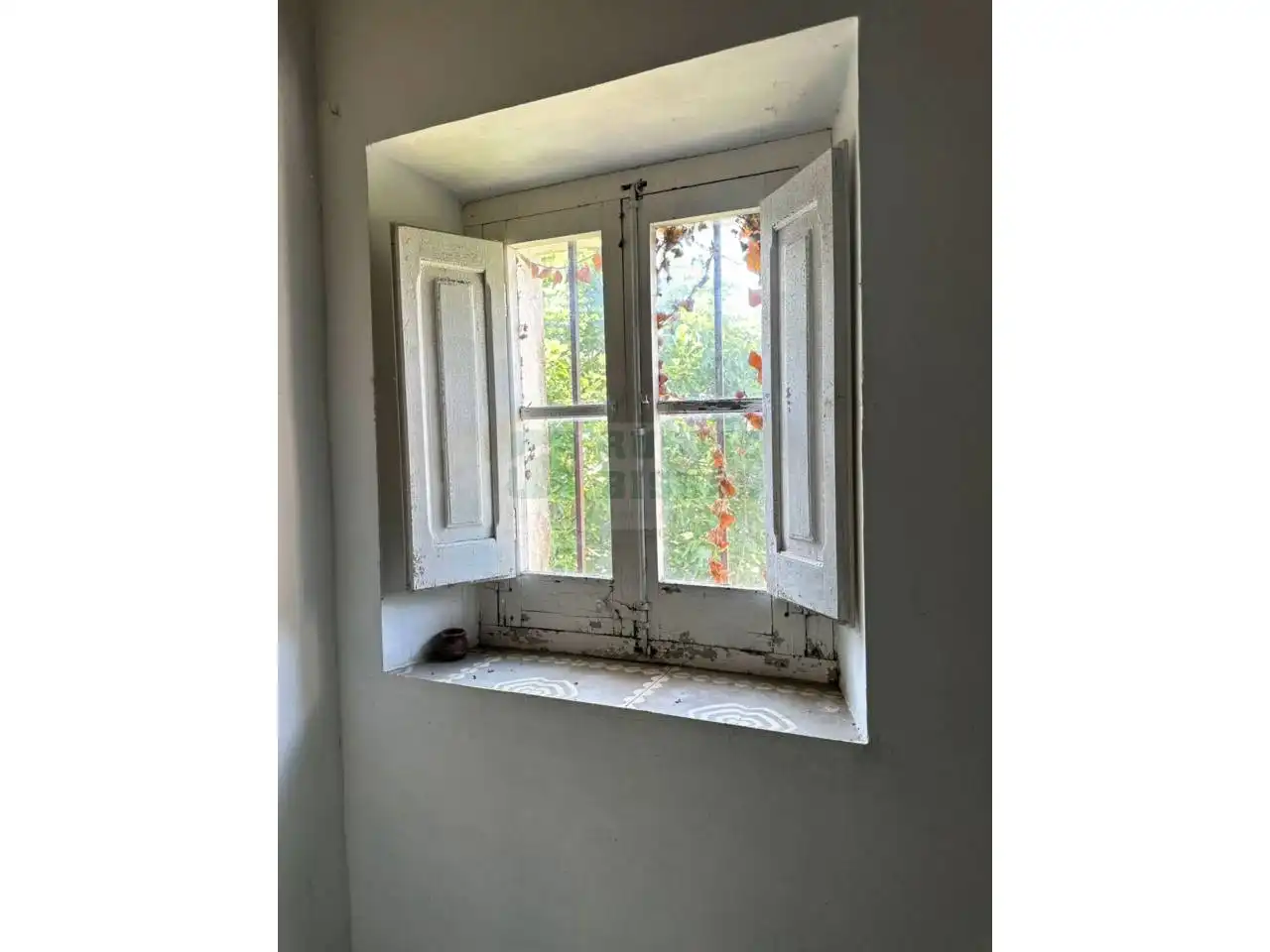 Habitación de Finca rústica en venta en Saus, Camallera i Llampaies con Terraza