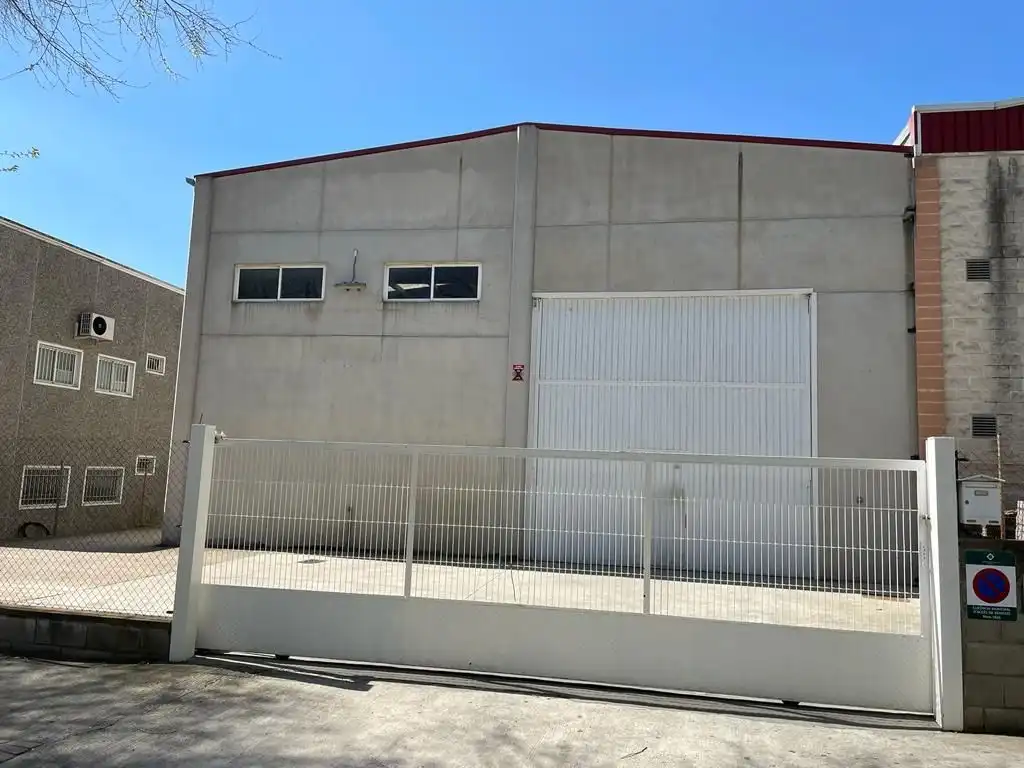 Nave industrielle à louer à guerau de liost 10