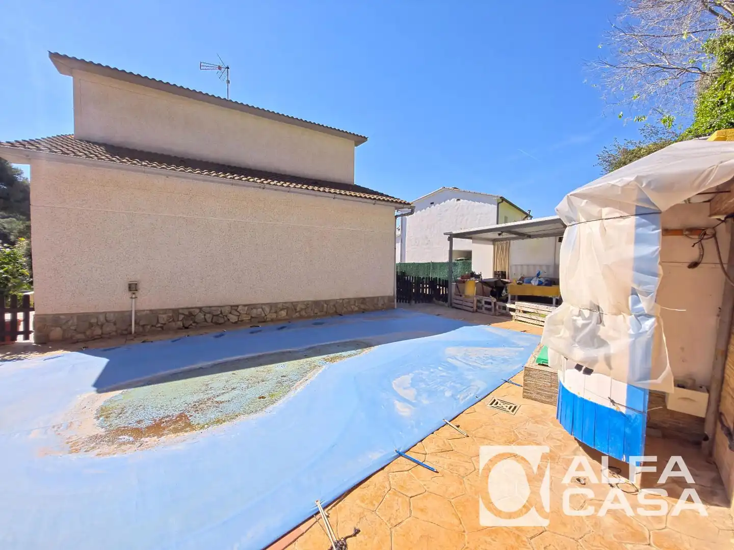 Vista exterior de Casa o xalet en venda en Lloret de Mar amb Aire condicionat, Calefacció i Terrassa