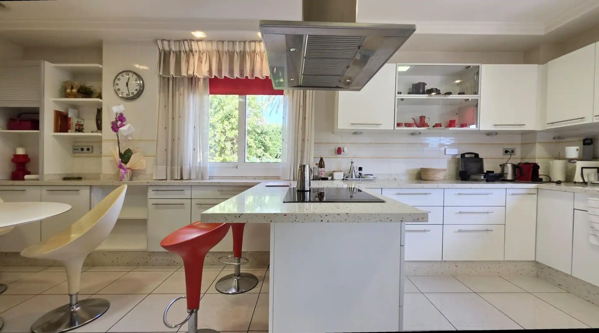 Kitchen of Houses for sale in Elche / Elx  with Air Conditioner, Private garden and Parquet flooring