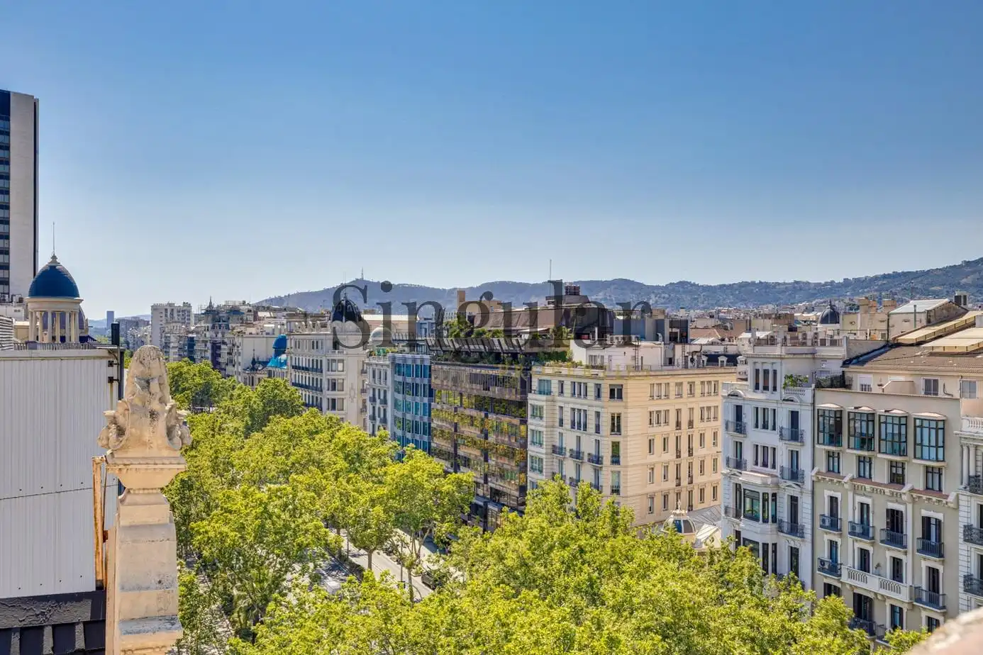 Àtic amb ascensor en venda a Avenida Diagonal