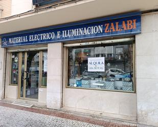 Premises to rent in  Granada Capital  with Air Conditioner