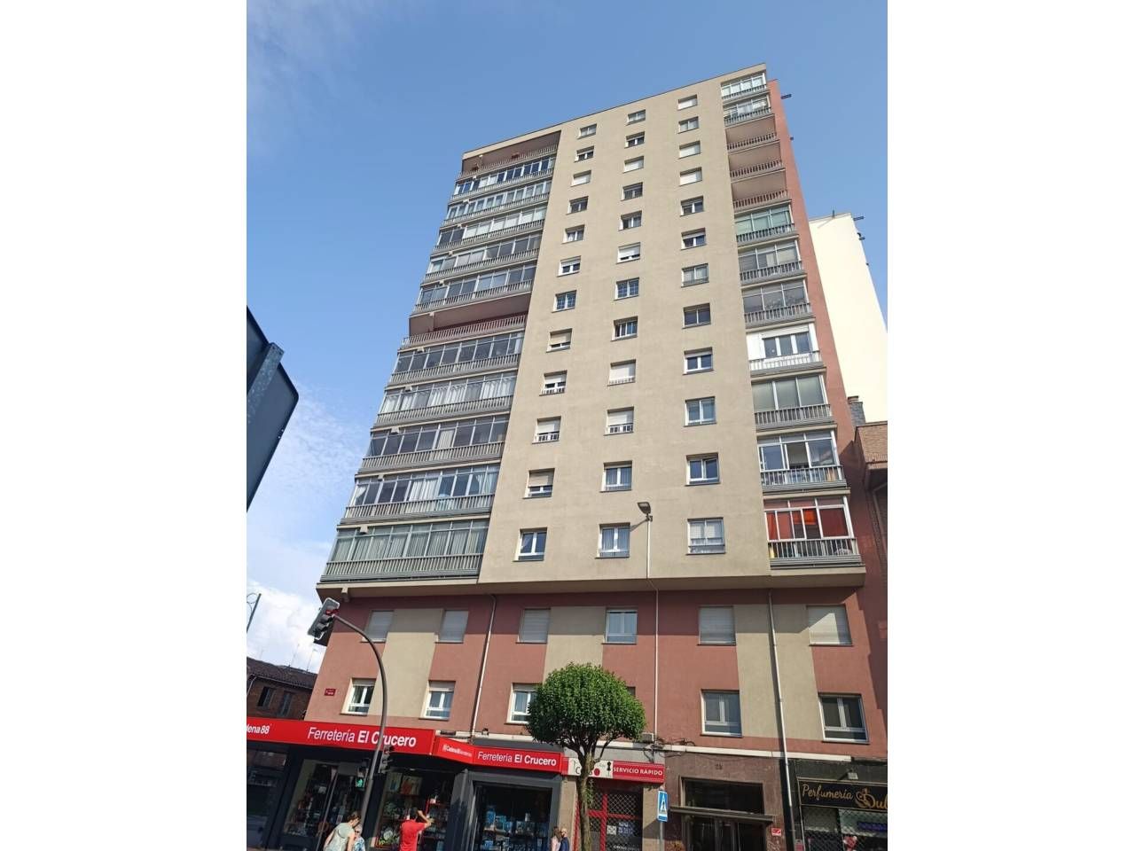 Exterior view of Flat for sale in León Capital   with Heating, Parquet flooring and Terrace