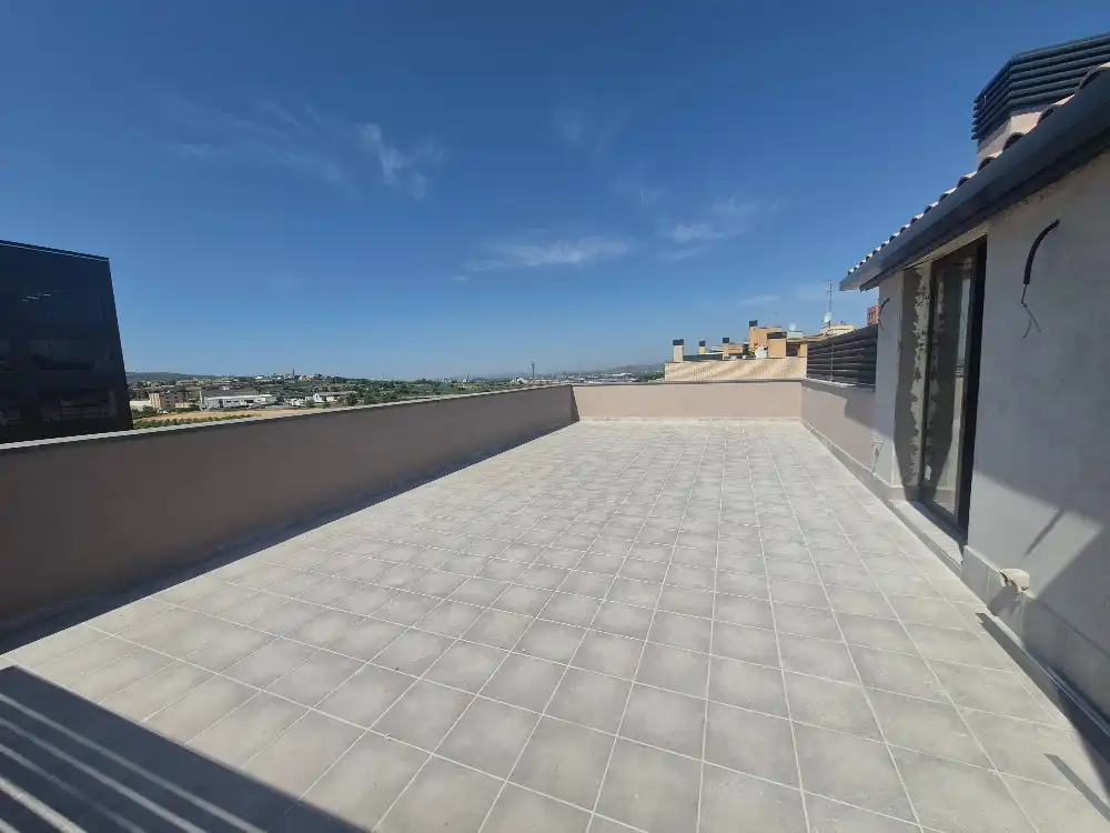 Dúplex d'obra nova amb terrassa en venda a Carrer dels Xicots de Vilafranca 13