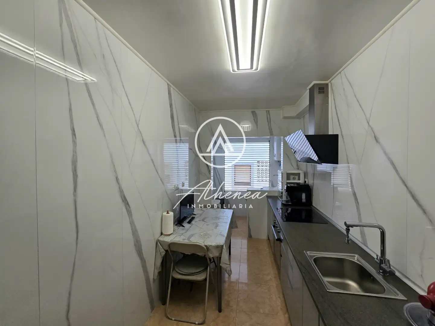 Cocina de Piso en venta en Roquetas de Mar con Terraza, Amueblado y Horno