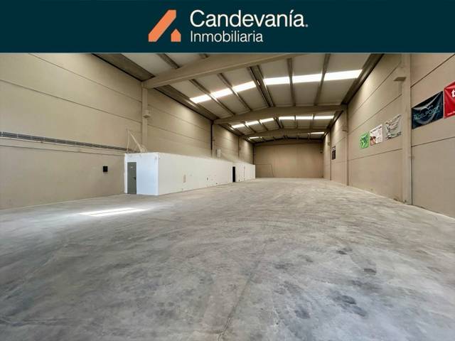 Nave industrial en Alquiler en Zuera