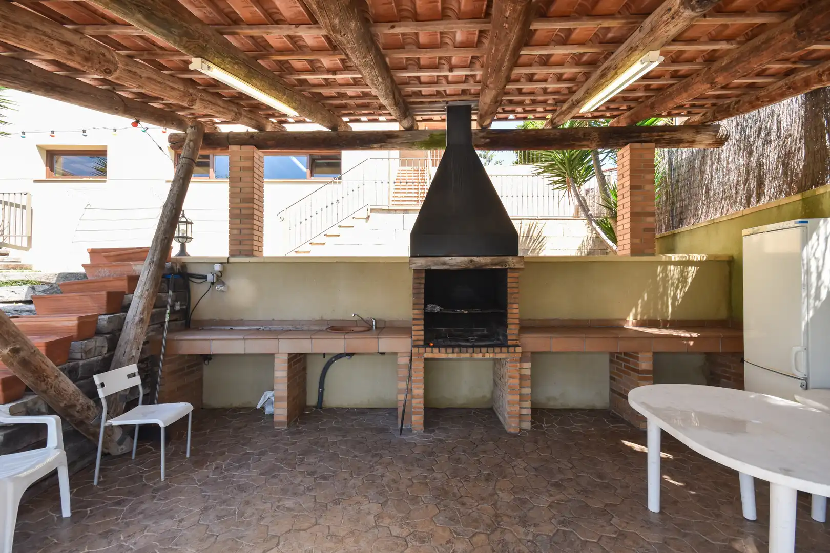 Jardí de Casa o xalet en venda en Cubelles amb Aire condicionat, Calefacció i Jardí privat