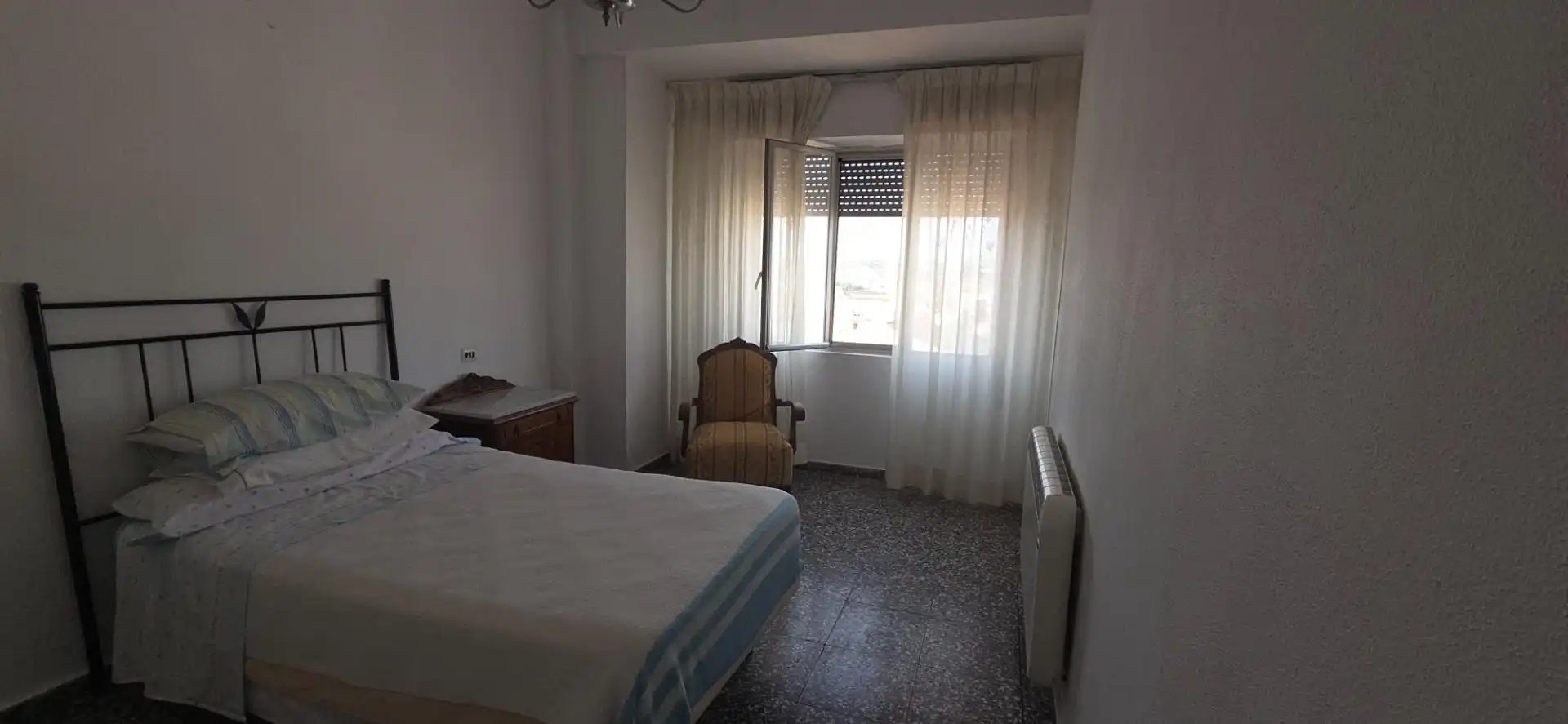 Schlafzimmer von Wohnung zum Verkauf in Archena mit Klimaanlage und Balkon