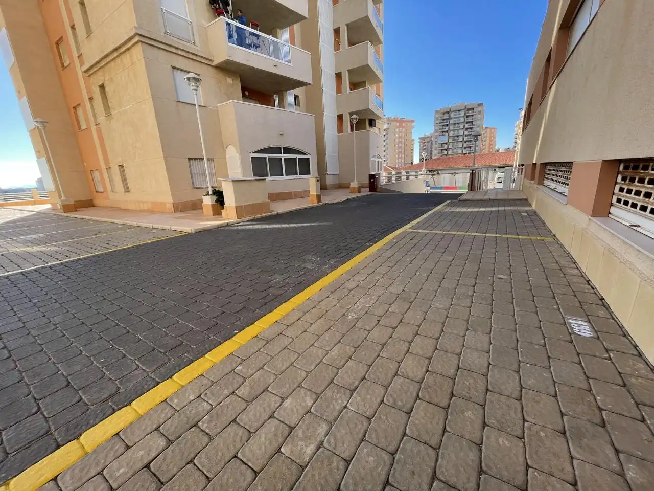Parking de Apartamento en venta en La Manga del Mar Menor con Aire acondicionado, Jardín privado y Terraza
