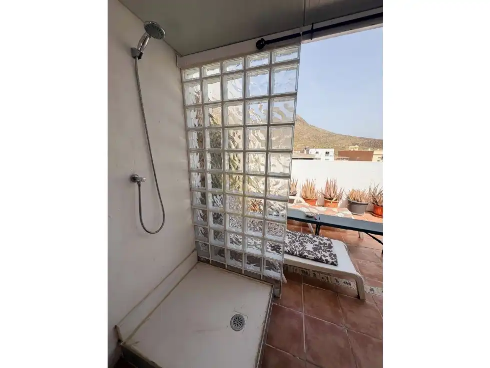 Baño de Apartamento en venta en Arona con Terraza y Amueblado