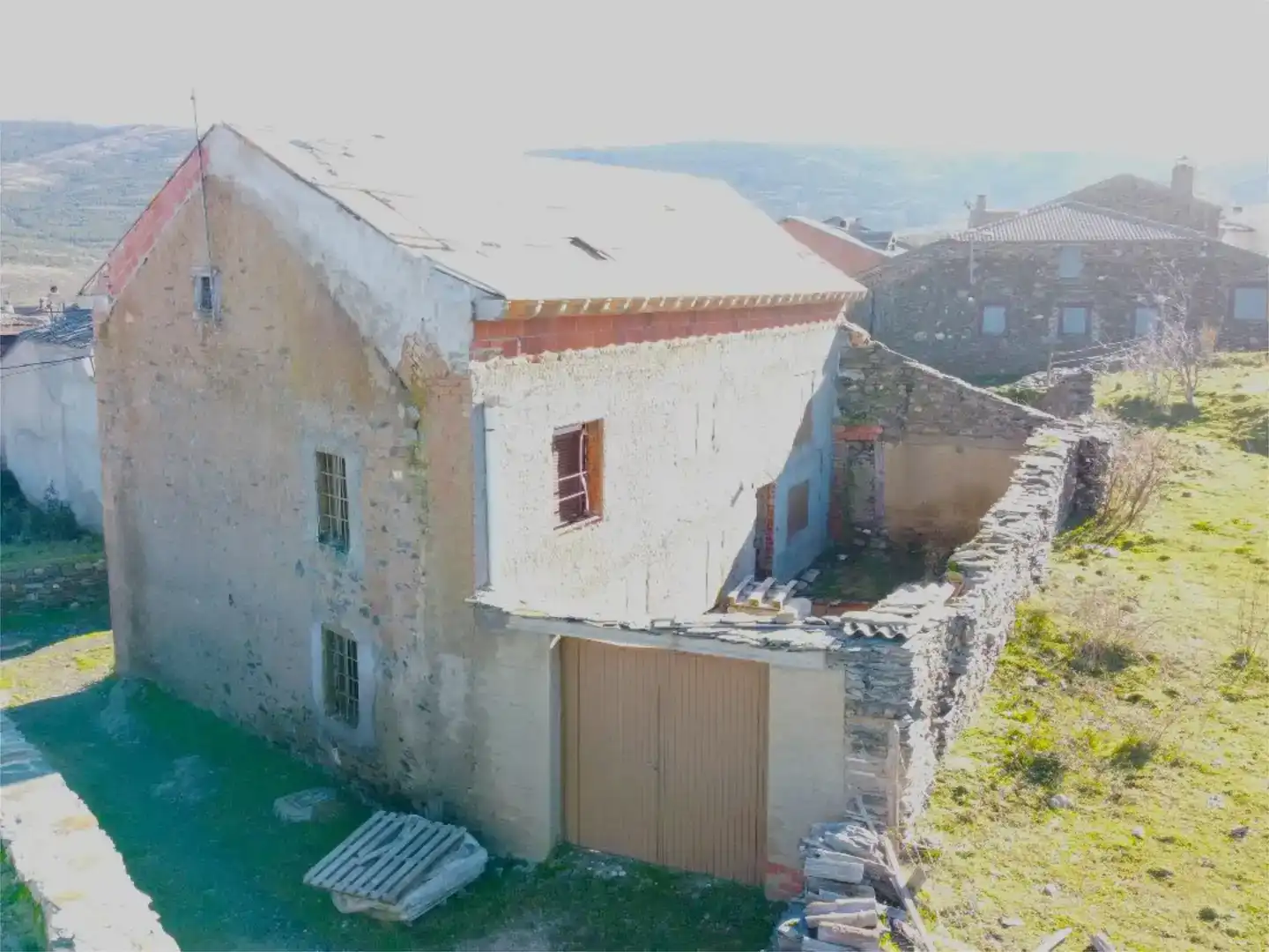 Vista exterior de Pis en venda en Riaza amb Jardí privat, Traster i Balcó