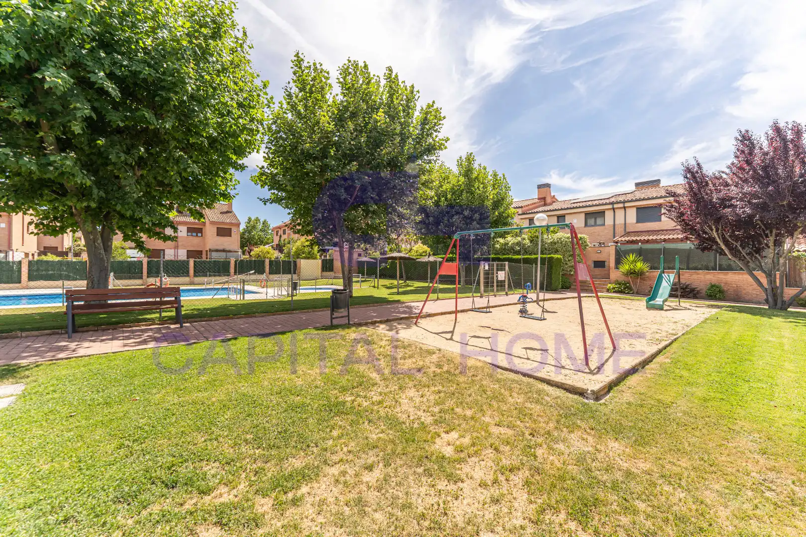 Jardín de Casa adosada en venta en Navalcarnero con Aire acondicionado, Calefacción y Jardín privado