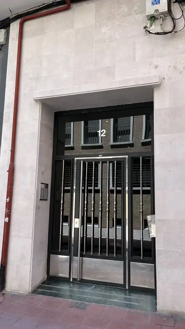 Vista exterior de Pis en venda en Valladolid Capital amb Balcó
