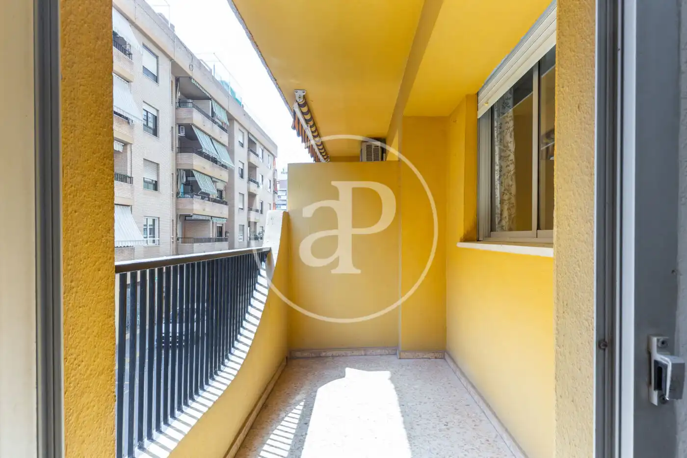Terraza de Piso de alquiler en Sagunto / Sagunt con Calefacción, Terraza y Amueblado