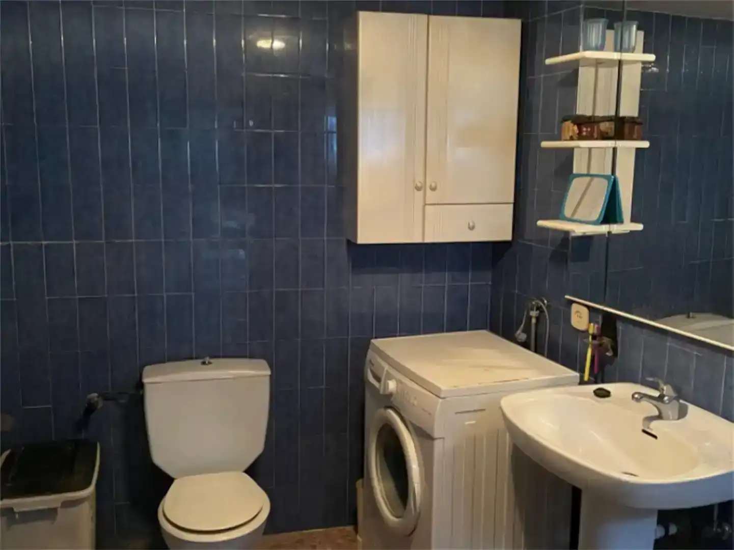Badezimmer von Wohnung zum Verkauf in Paniza mit Abstellraum, Möbliert und Ofen