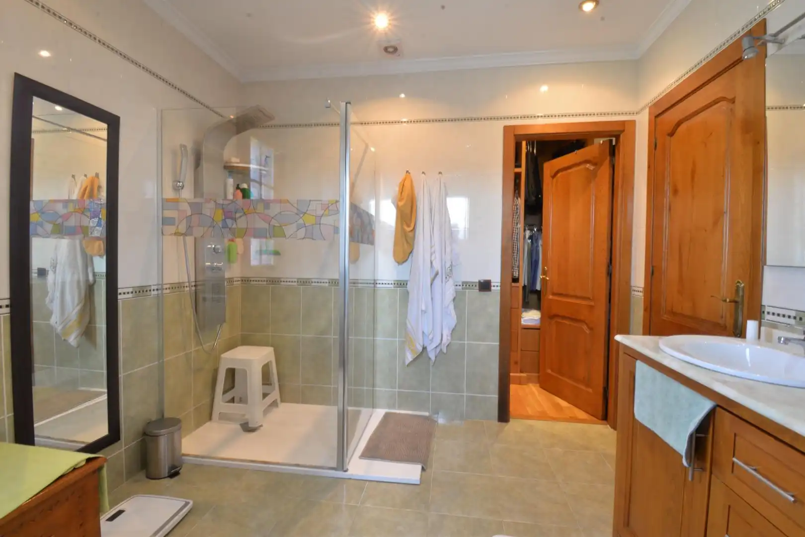 Baño de Casa o chalet en venta en Oviedo  con Calefacción, Jardín privado y Terraza