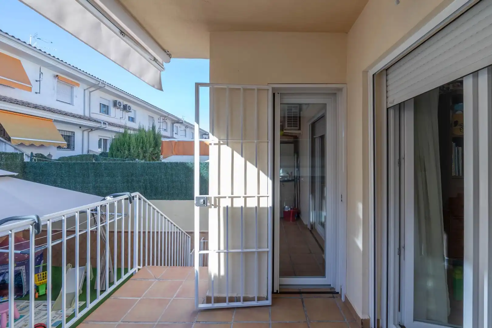 Reihenhaus mit Garten zum Verkauf in Calle COSTA RICA, imagen 16