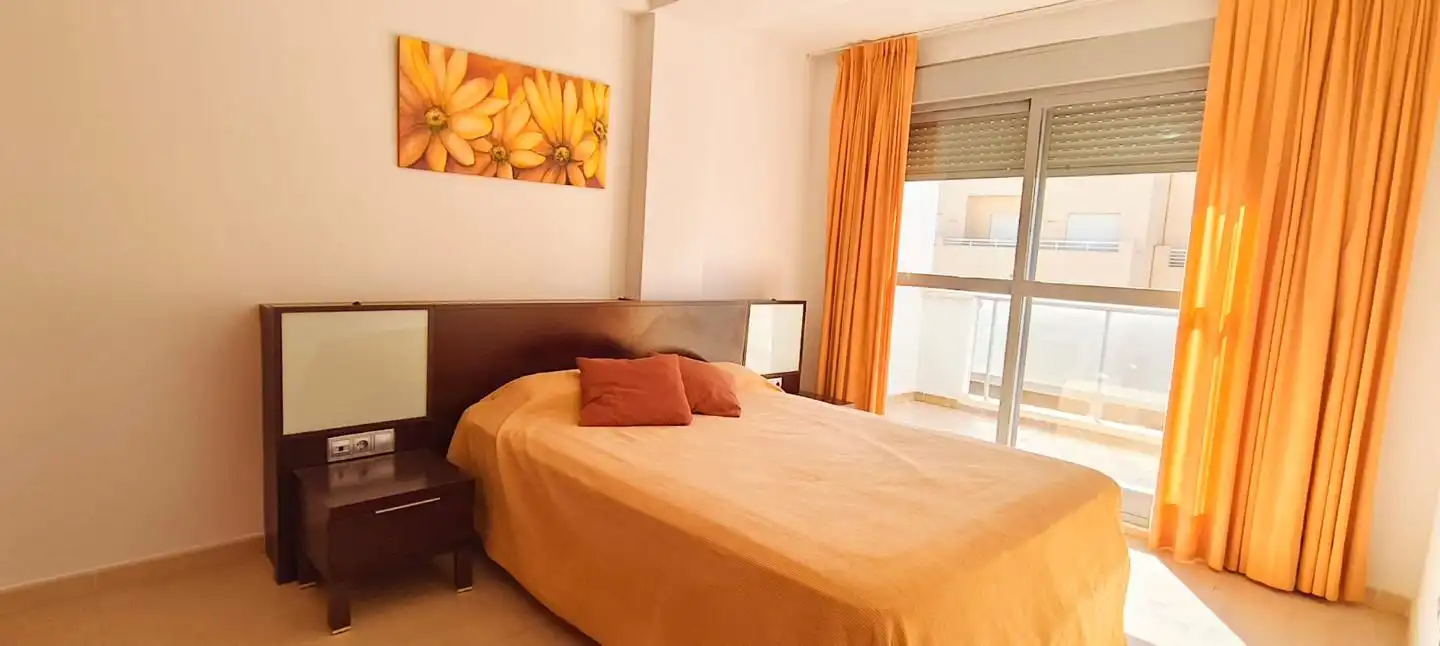 Schlafzimmer von Wohnungen zur Miete in Vera mit Klimaanlage, Terrasse und Möbliert