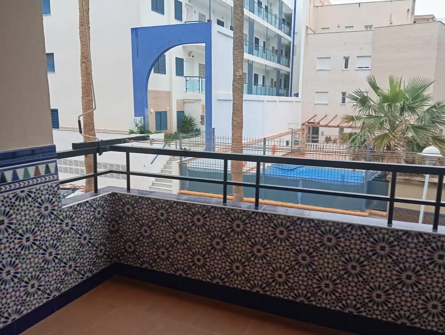 Schwimmbecken von Wohnung zum Verkauf in Gualchos mit Klimaanlage, Terrasse und Möbliert