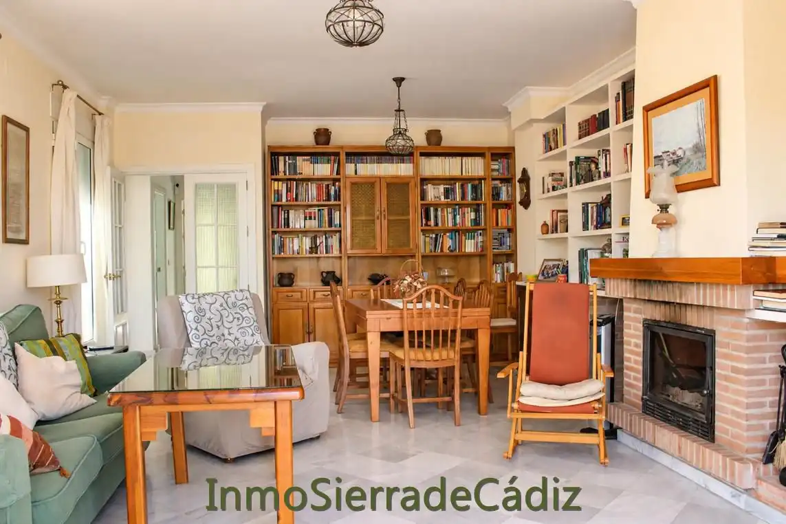 Menjador de Casa o xalet en venda en Zahara, Cádiz