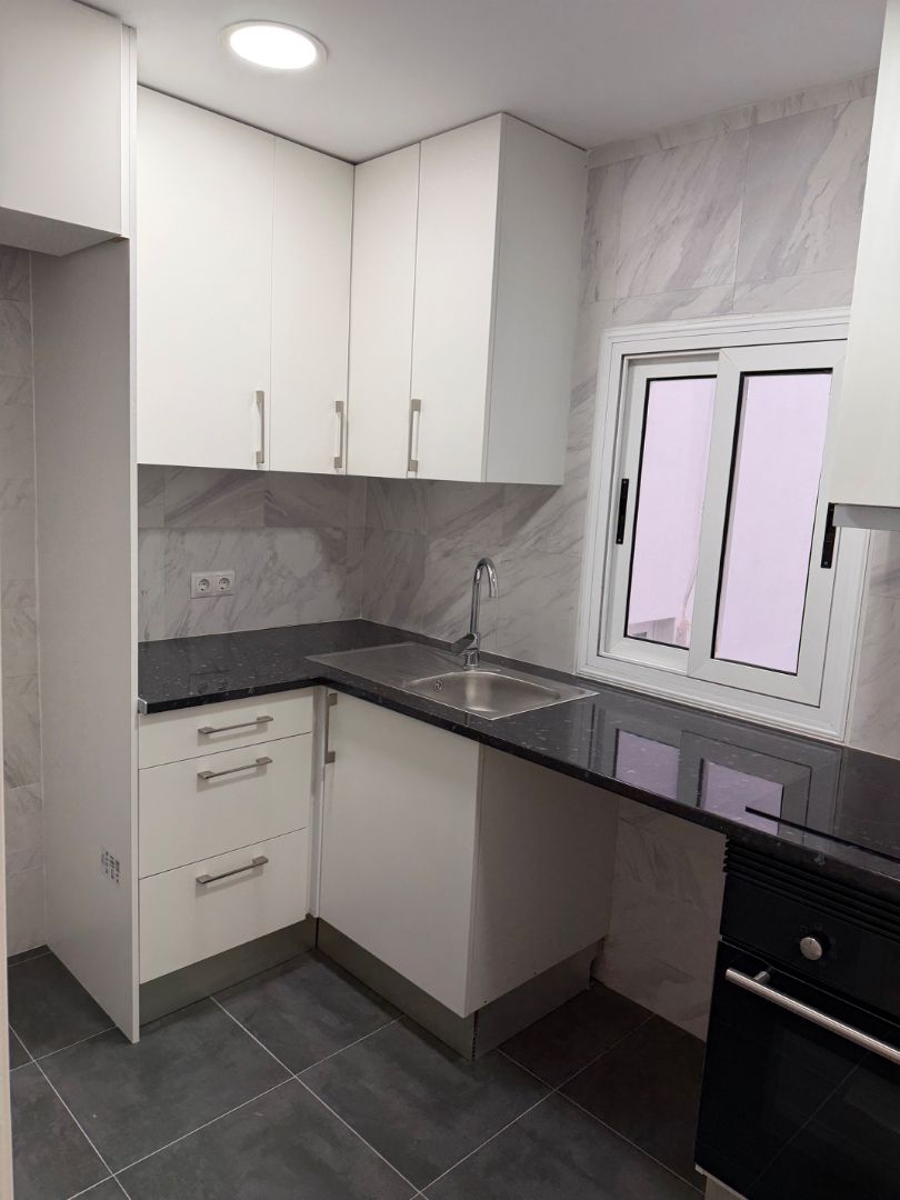 Cuina de Pis en venda en Mollet del Vallès amb Parquet i Forn