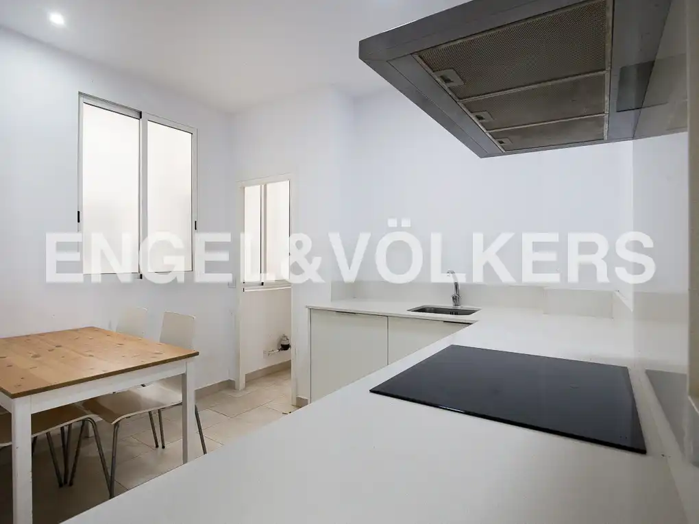 Cocina de Piso de alquiler en Valencia con Aire acondicionado, Calefacción y Balcón