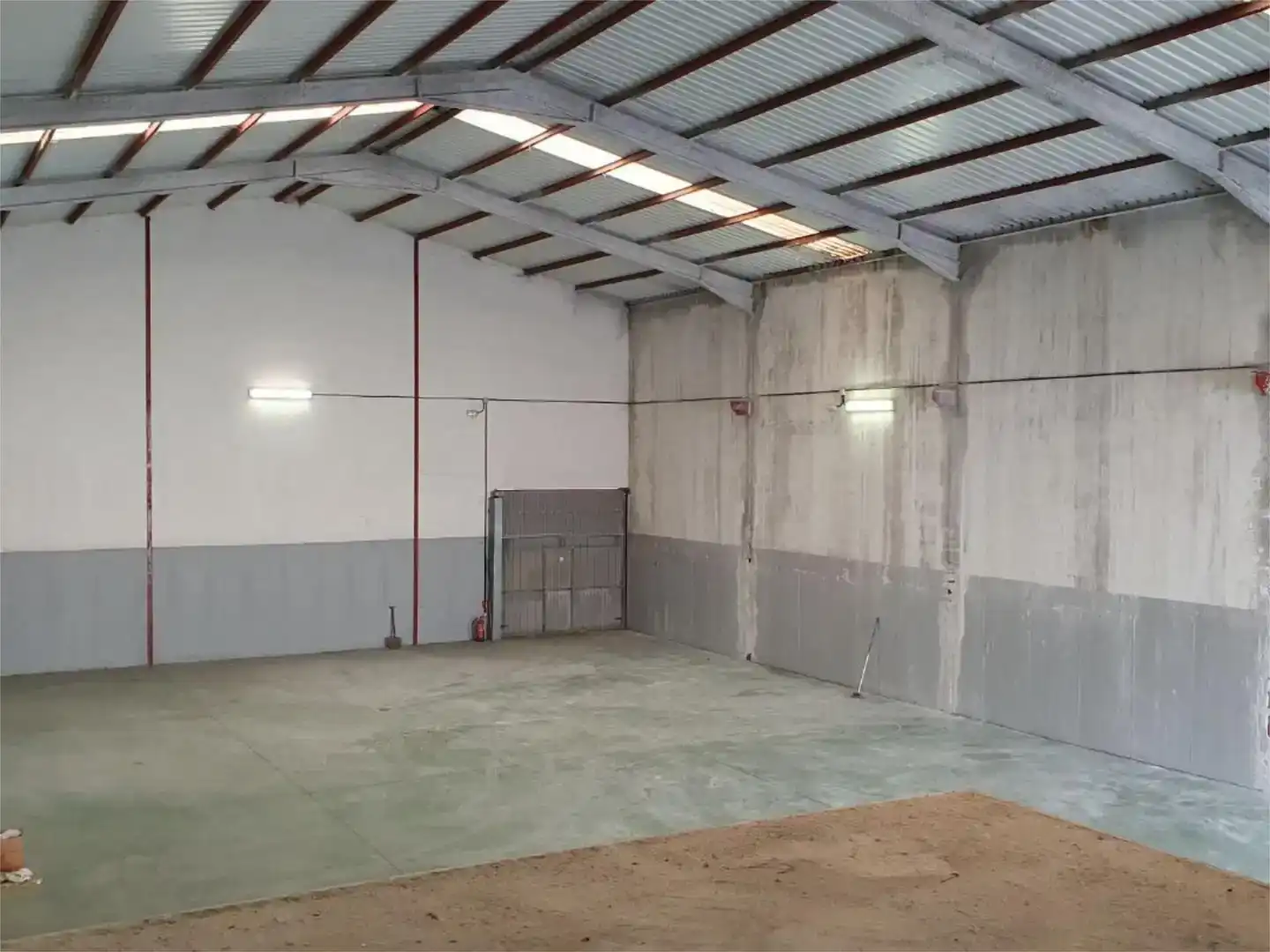 Nave industrial en venta en Cistérniga