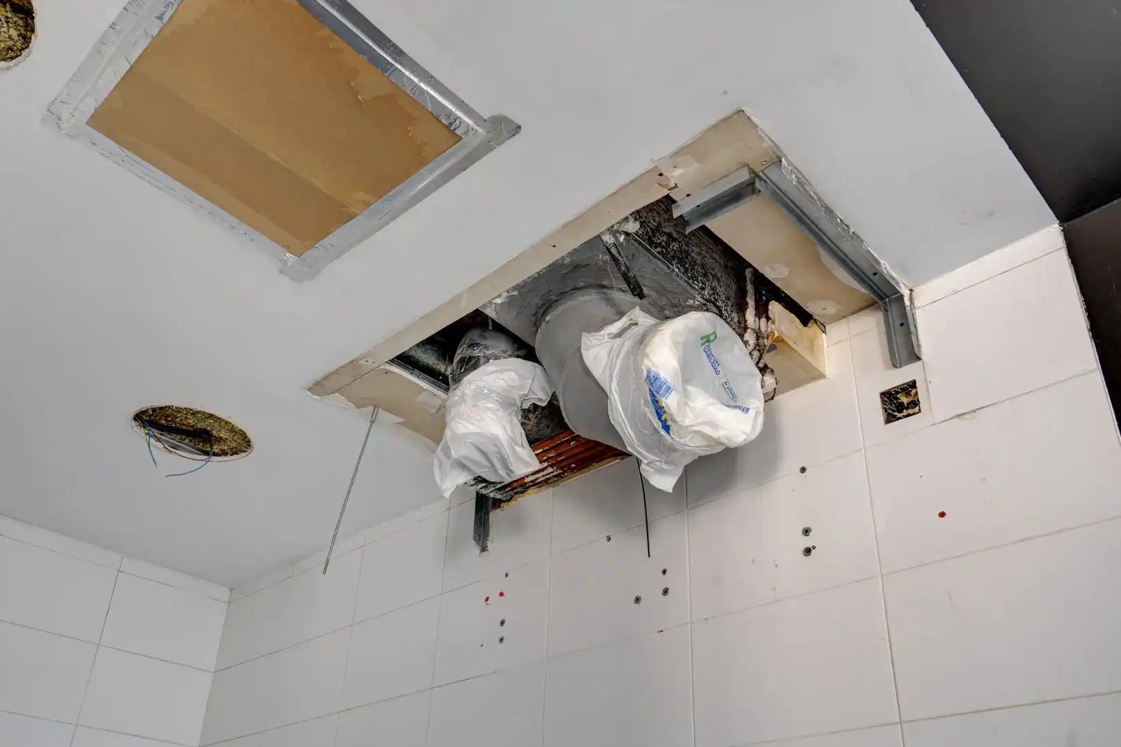Badezimmer von Geschaftsraum zur Miete in Irun 