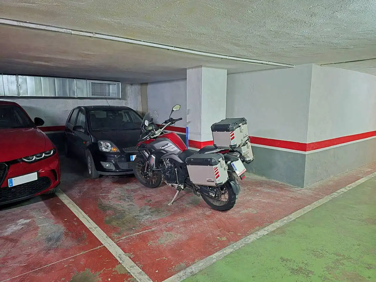 Garage for rent in Calle Santa Amalia, 2, Trinitat