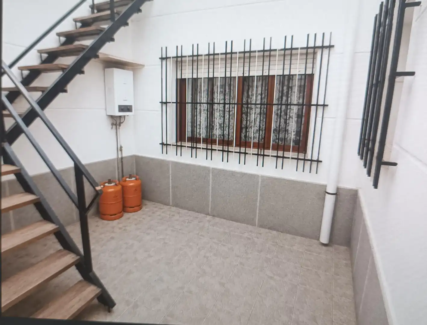 Houses for sale in Cartagena  with Air Conditioner