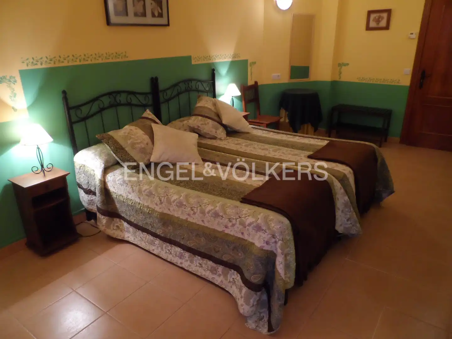 Bedroom of Country homes for sale in Luyego  with Heating, Terrace and Furnished