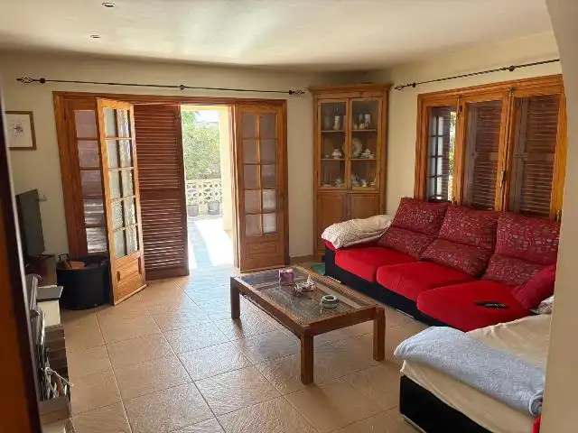 Sala d'estar de Casa o xalet en venda en Ciutadella de Menorca amb Jardí privat i Terrassa