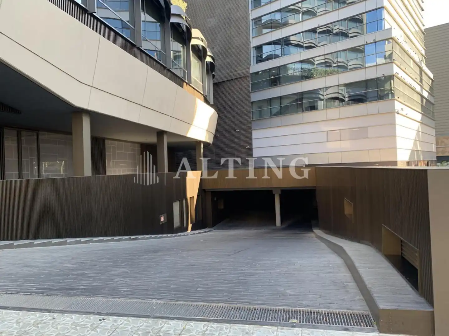 Parkplatz von Garage zur Miete in Barcelona