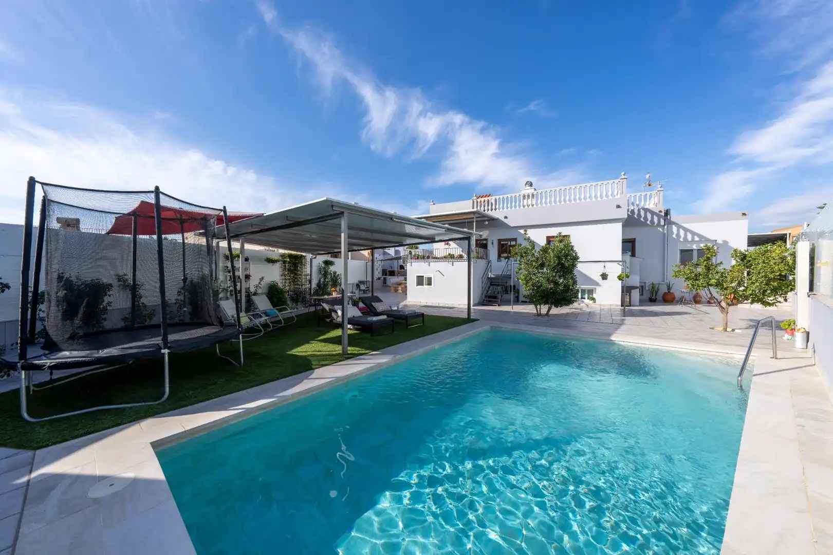 Villa avec piscine à vendre à ESPUELA DE LA