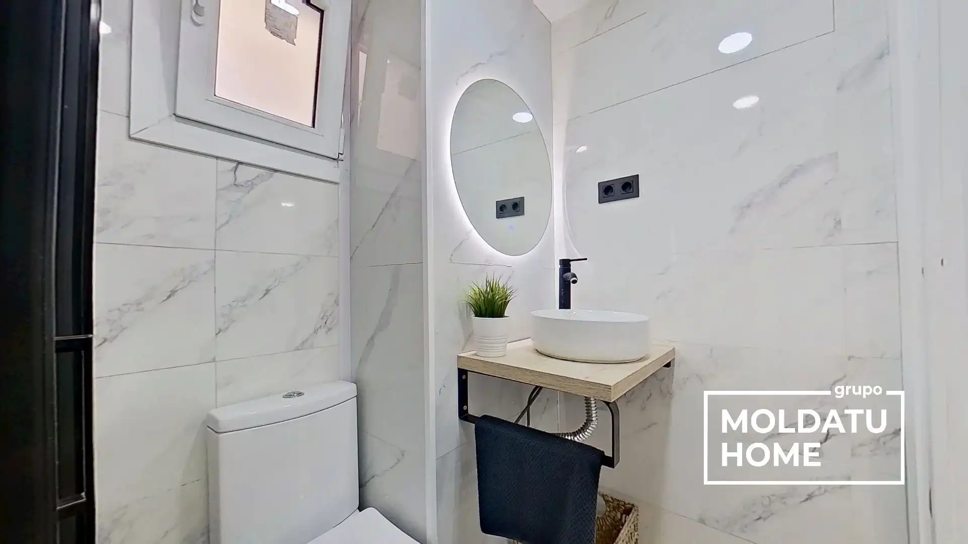 Badezimmer von Wohnungen zum Verkauf in Bilbao  mit Heizung