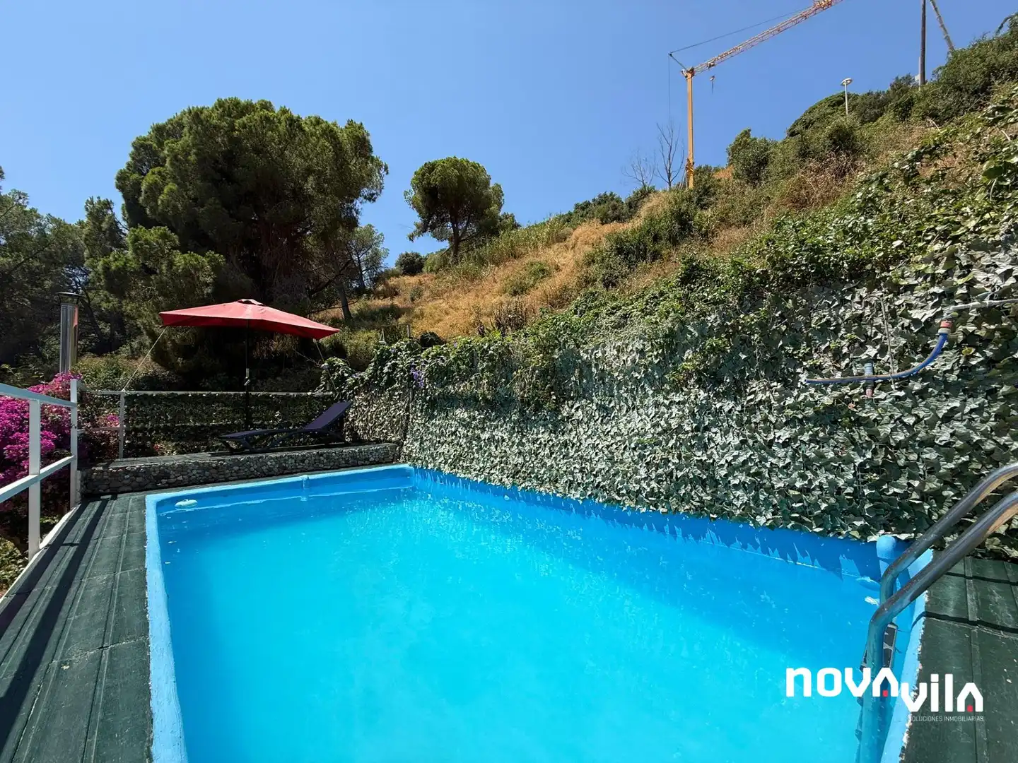 Swimming pool of Houses for sale in Pineda de Mar  with Parquet flooring