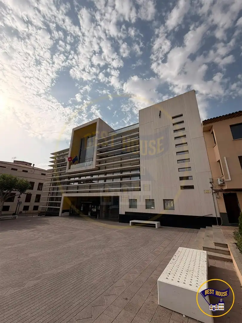 Vista exterior de Casa adosada en venta en Quintanar del Rey con Aire acondicionado, Calefacción y Amueblado
