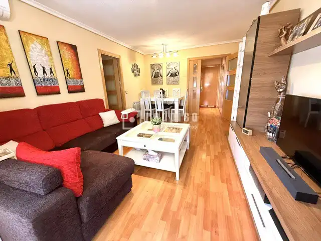 Vista exterior de Piso en venta en Madrid con Aire acondicionado, Calefacción y Jardín privado