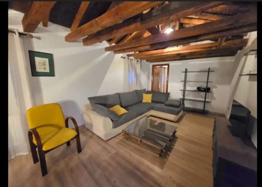 Wohnzimmer von Wohnung zur Miete in Toledo mit Klimaanlage, Heizung und Möbliert