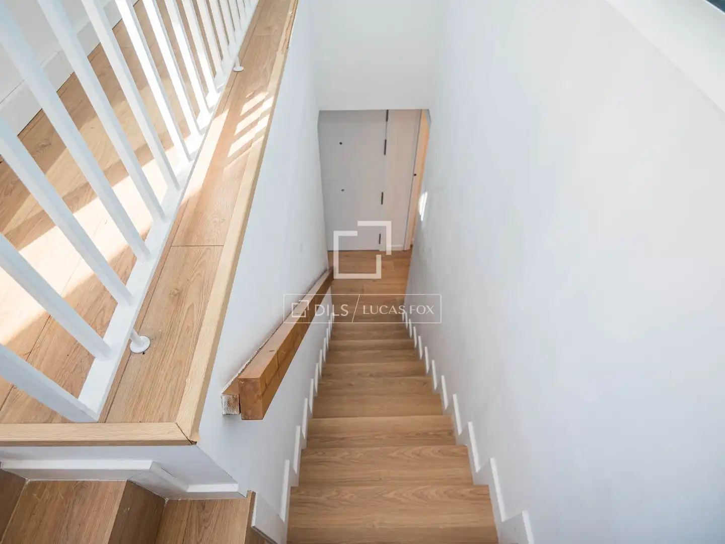 Wohnung zum Verkauf in Sant Cugat del Vallès mit Klimaanlage, Heizung und Terrasse