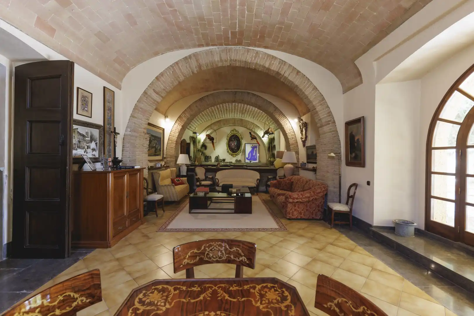 Sala d'estar de Finca rústica en venda en Borrassà amb Calefacció, Terrassa i Piscina