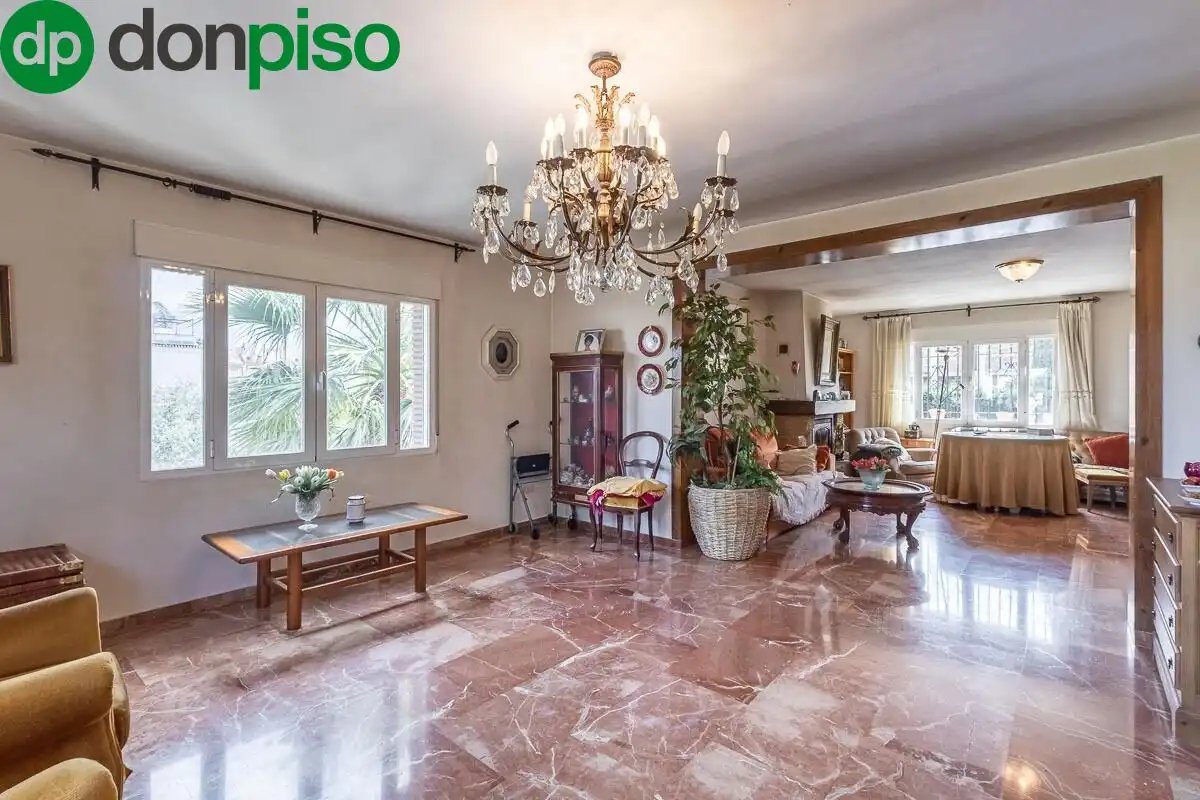 House with pool for sale in Calle GERANEO, imagen 5