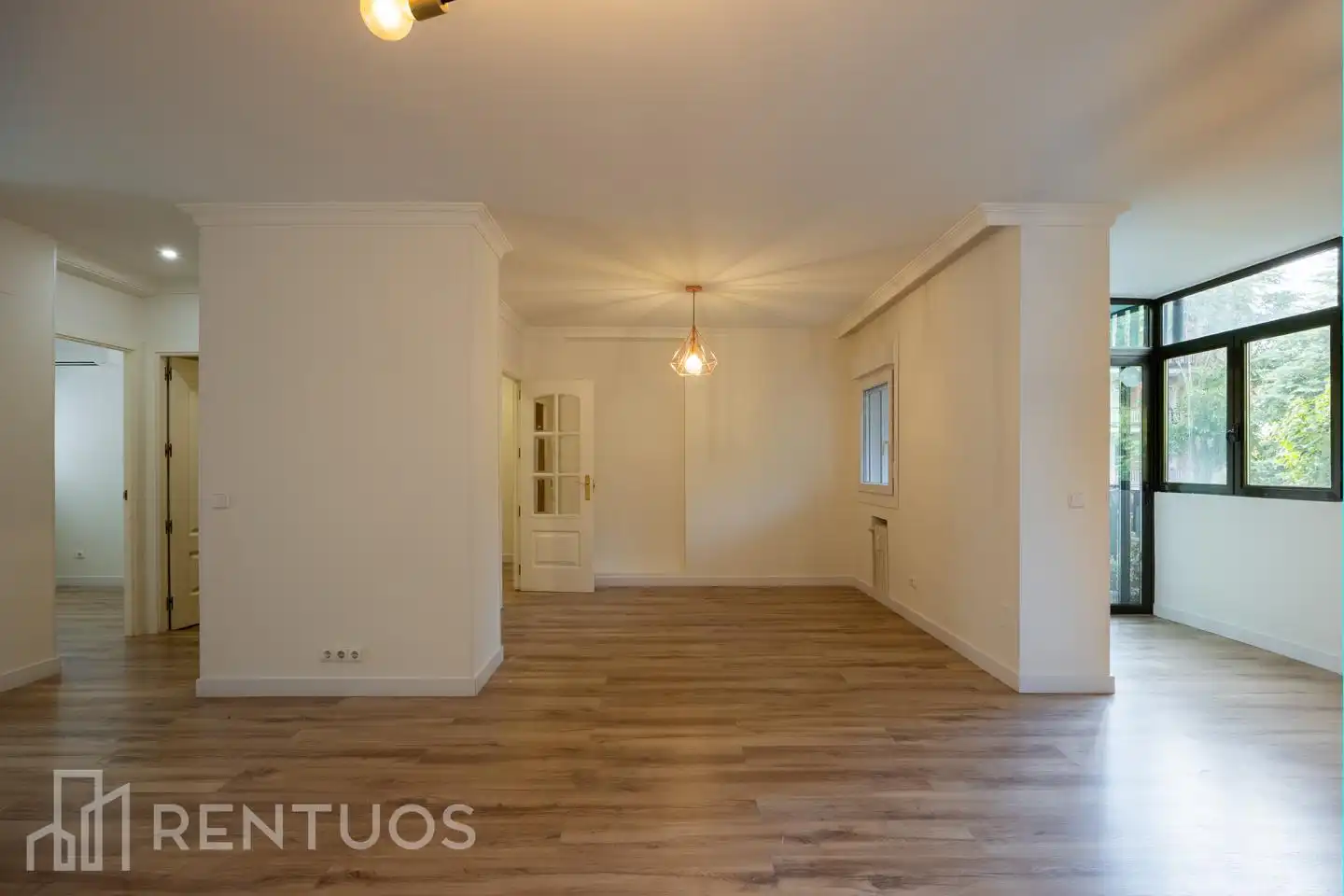 Wohnung zur Miete in Calle del Poeta Esteban de Villegas, Jerónimos