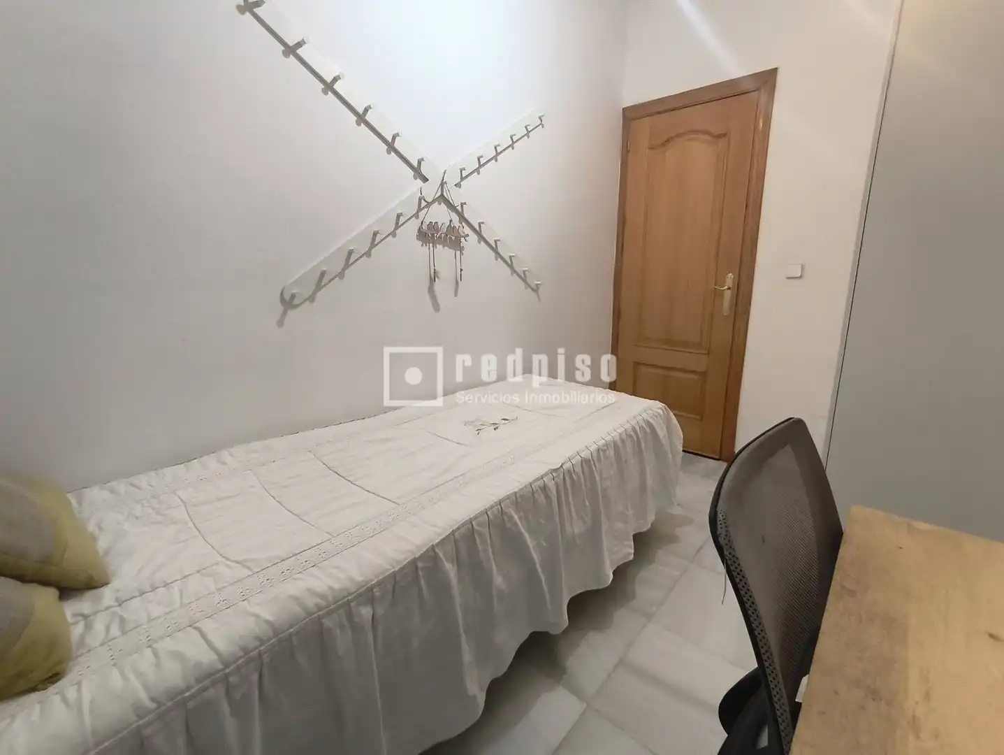 Habitación de Piso de alquiler en Sevilla con Aire acondicionado, Terraza y Amueblado