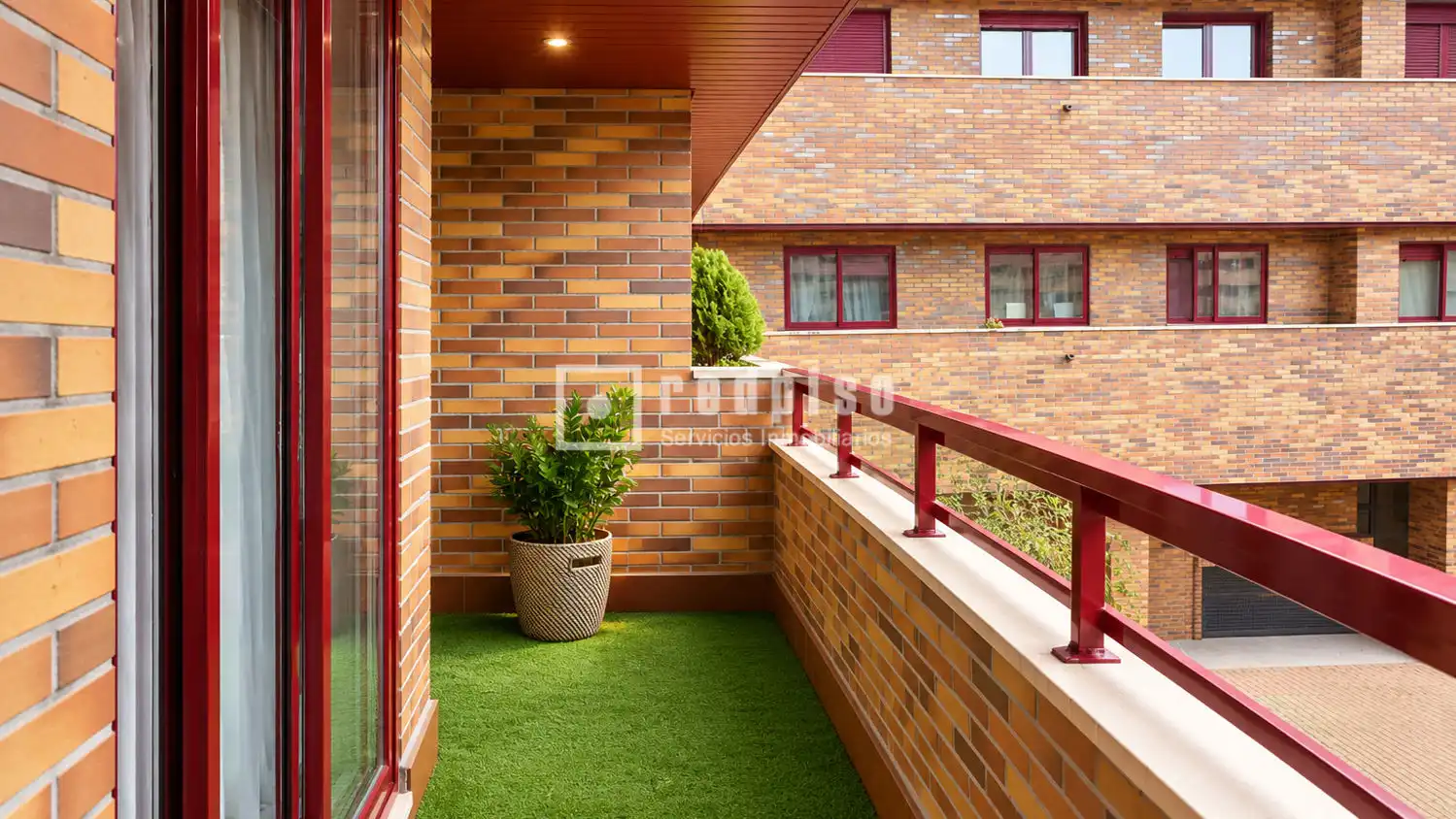 Flat with pool for sale in El Quiñón, imagen 2