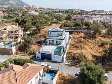 Maison avec balcon à vendre à Calle Apero de Cortijo Chico, Mijas, Spain 5